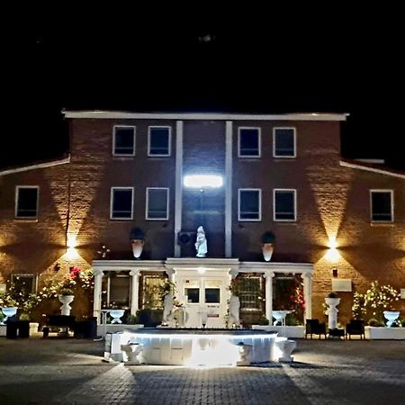 Hotel Bouzid - Laatzen Exterior foto